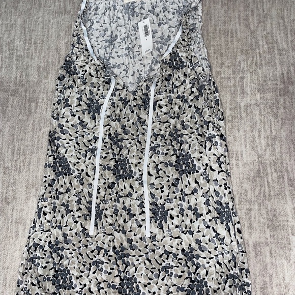 Old Navy Floral Tank Tops - Set of 3 - Picture 10 of 15